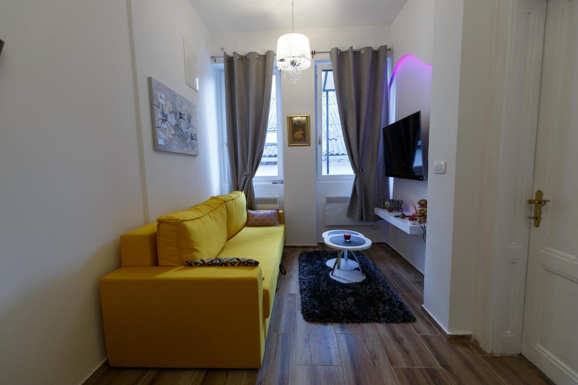 Apartman Royal 슬라본스키브로드 외부 사진