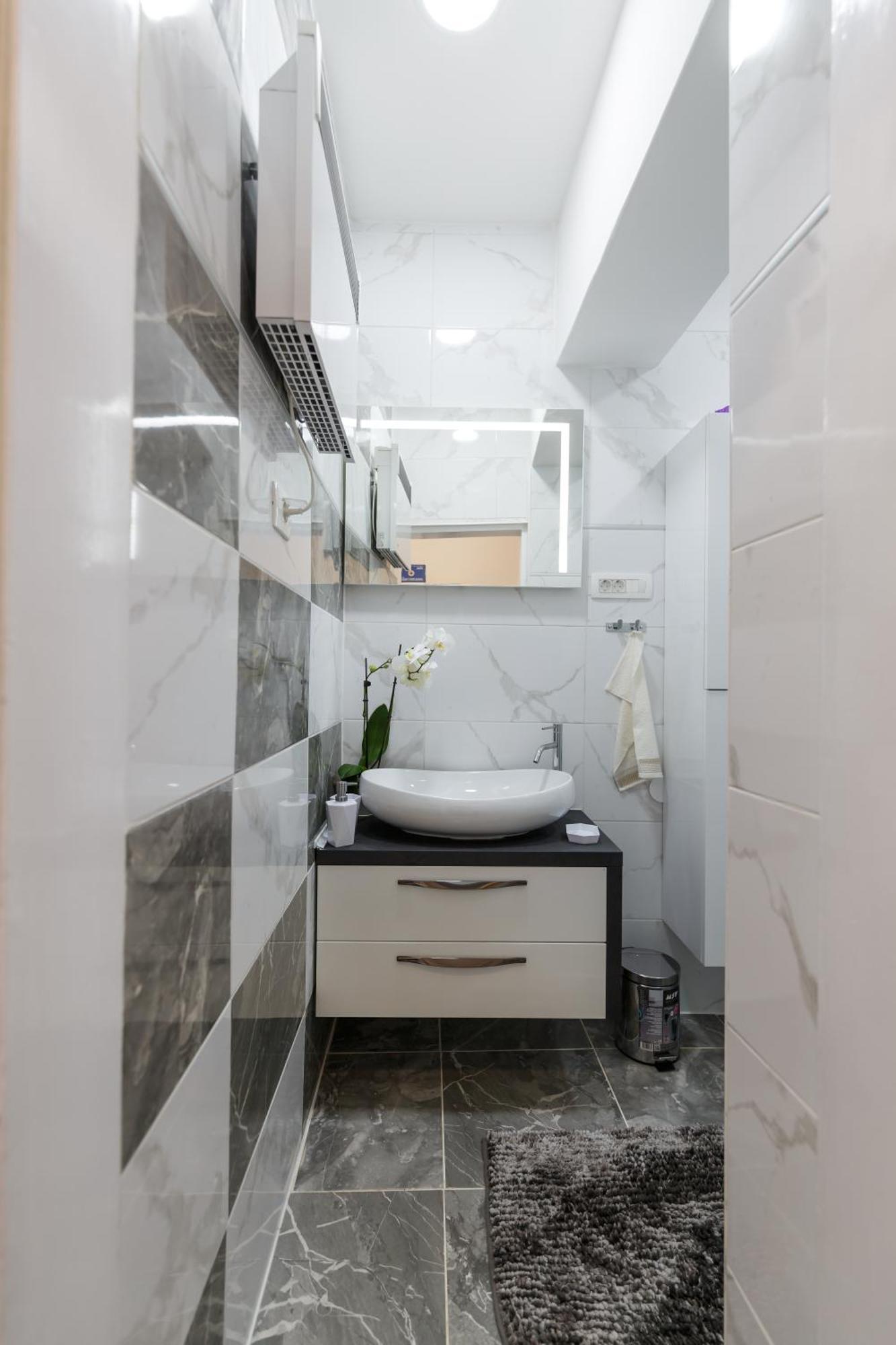 Apartman Royal 슬라본스키브로드 외부 사진