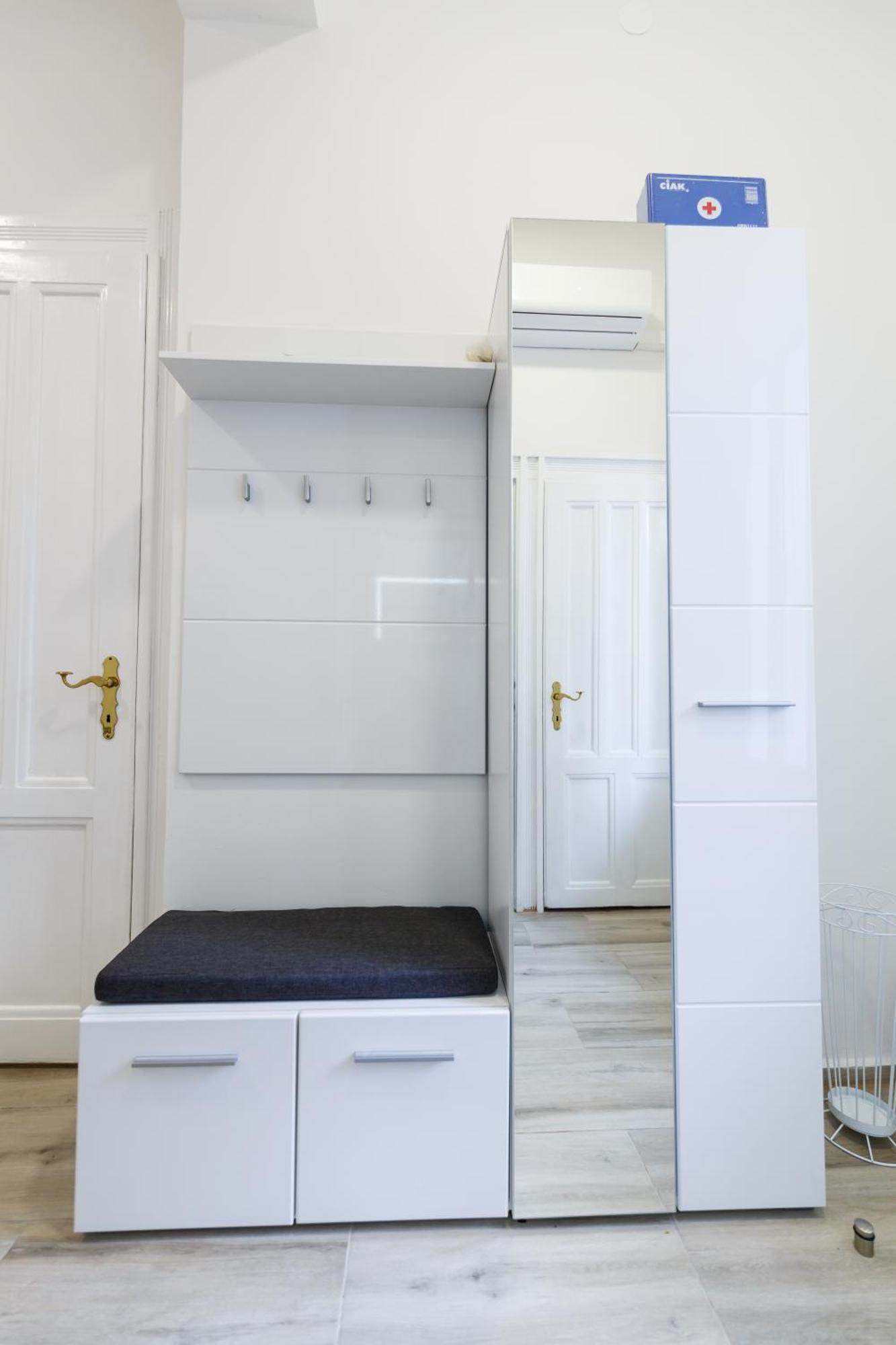 Apartman Royal 슬라본스키브로드 외부 사진