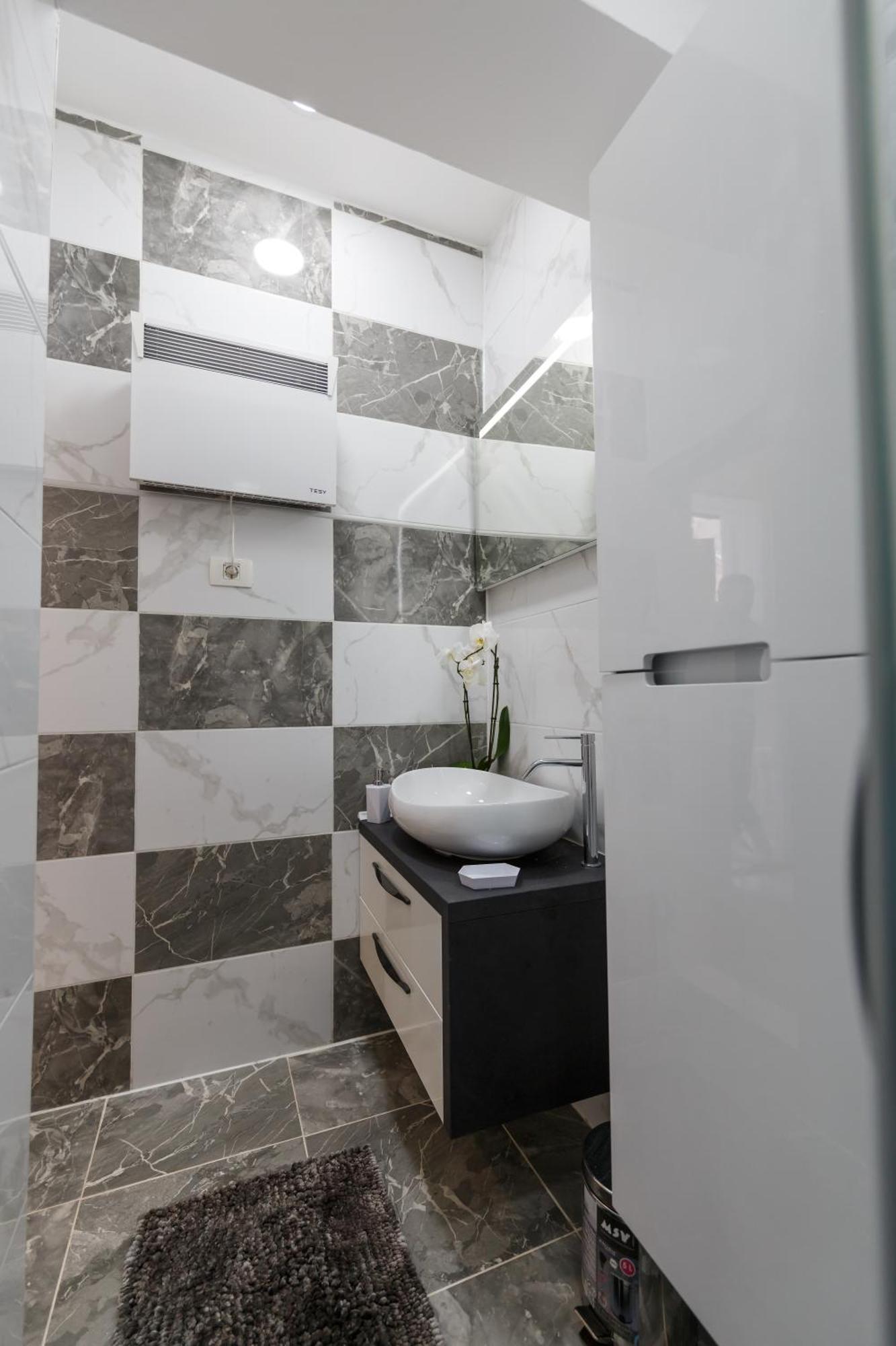 Apartman Royal 슬라본스키브로드 외부 사진