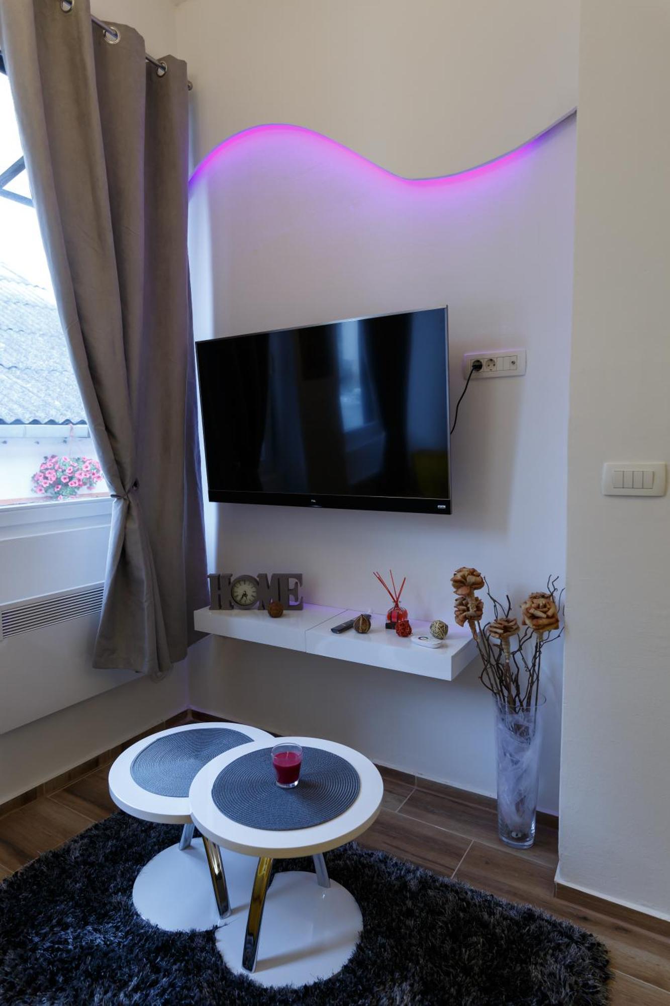 Apartman Royal 슬라본스키브로드 외부 사진